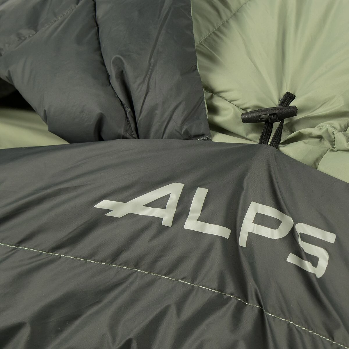 ALPS Mountaineering Synthetic Sleeping Bags Dogwood + Sleeping Bag: 40 Degree Synthetic 11 ALPS Mountaineering Synthetic Sleeping Bags Dogwood + Sleeping Bag: 40 Degree Synthetic - Image 9